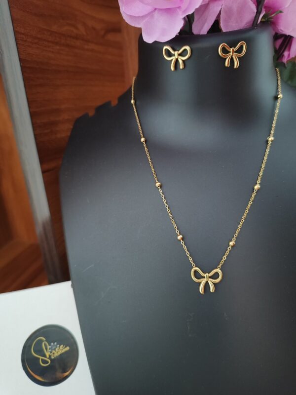 Elegant Bow-Themed Chain Set – Anti-Tarnish, Everyday Grace