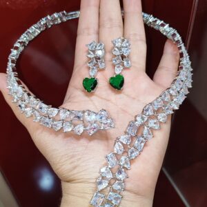 Emerald Heart Designer Diamond Necklace Set